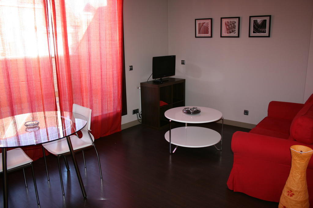 Apartamentos Calle Jose Madrid Værelse billede